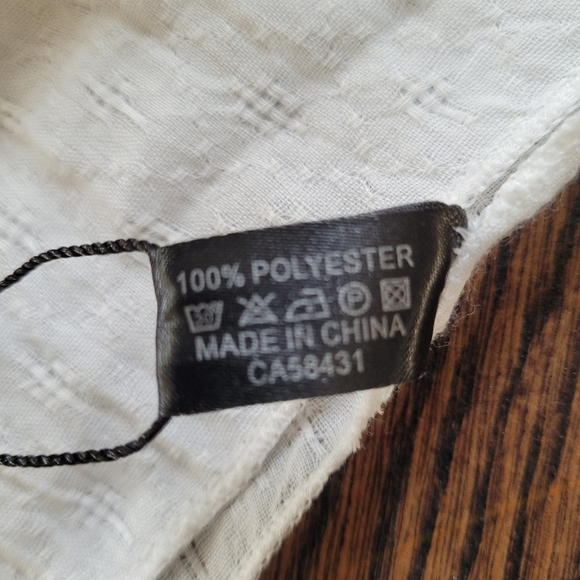 Memories Fashion Ivory Swim Cover Up Poncho with Floral Embroidery One Size - Picture 12 of 12